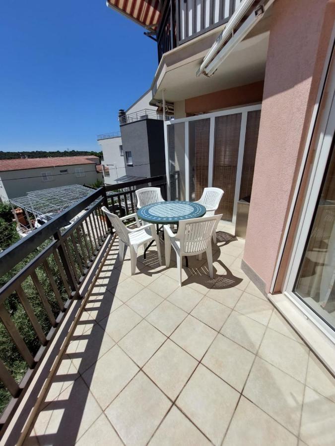 Australia Apartment *